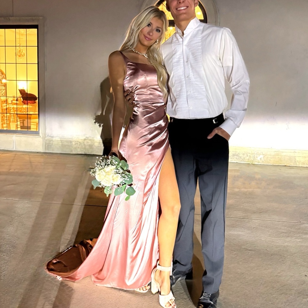 Beautiful, full, length, pink, champagne, silk, like, dress